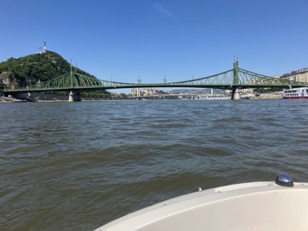 Speedboat Budapest - Image 3